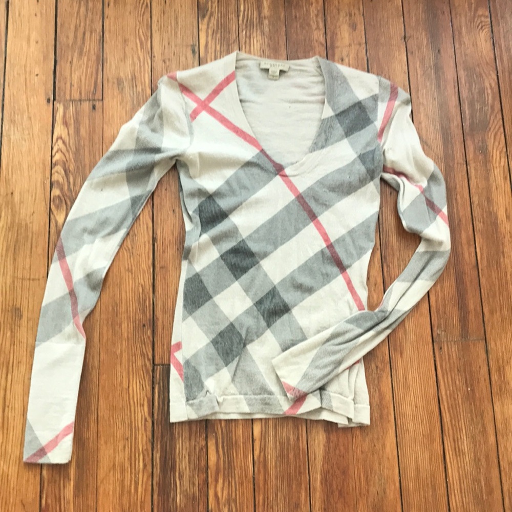 Burberry Cashmere Sweater, S AS-IS